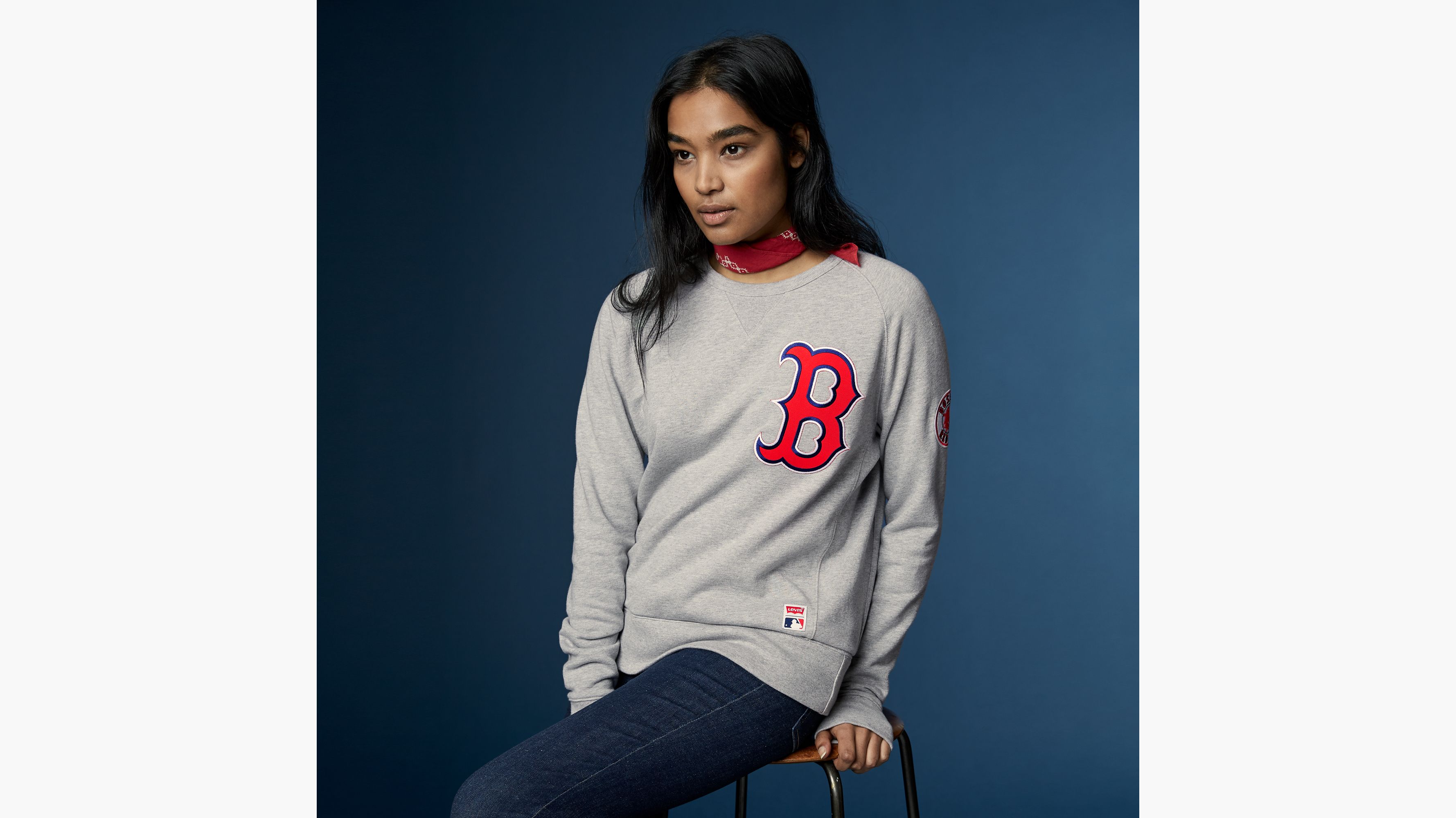 levi's mlb crewneck sweatshirt