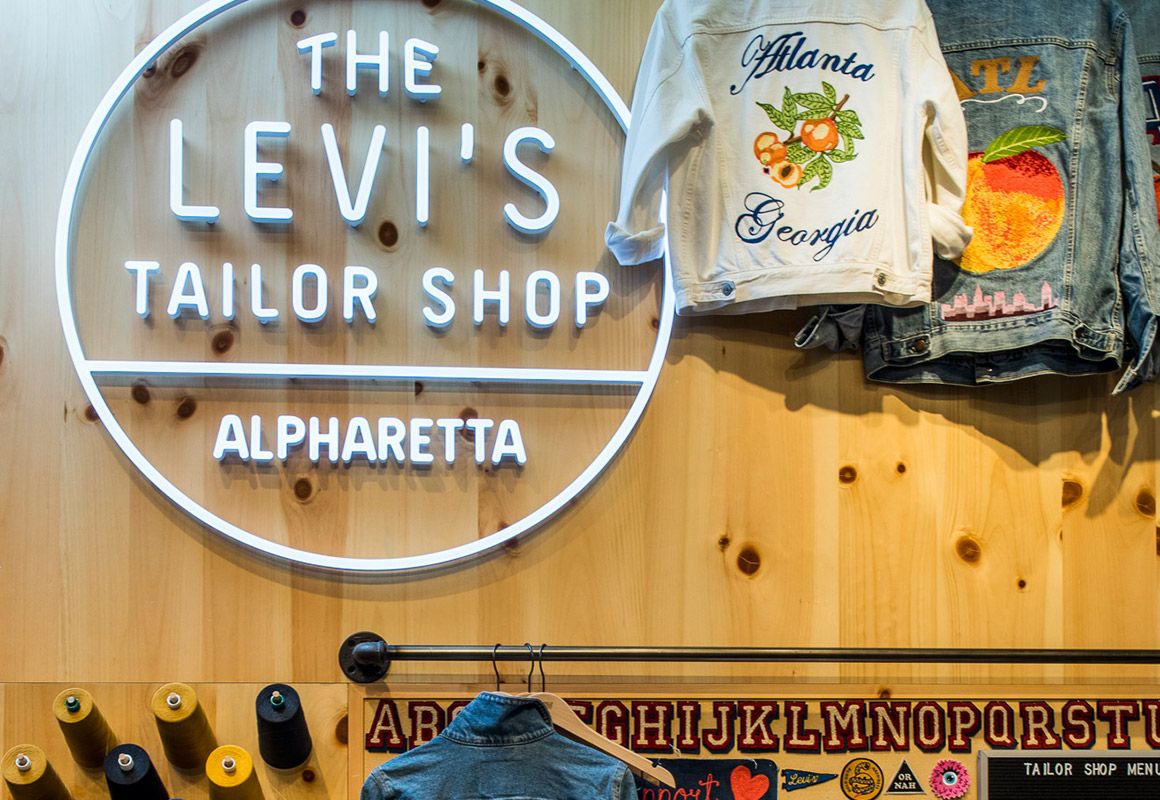 Levi's Store Alterations Shop, SAVE 60%.